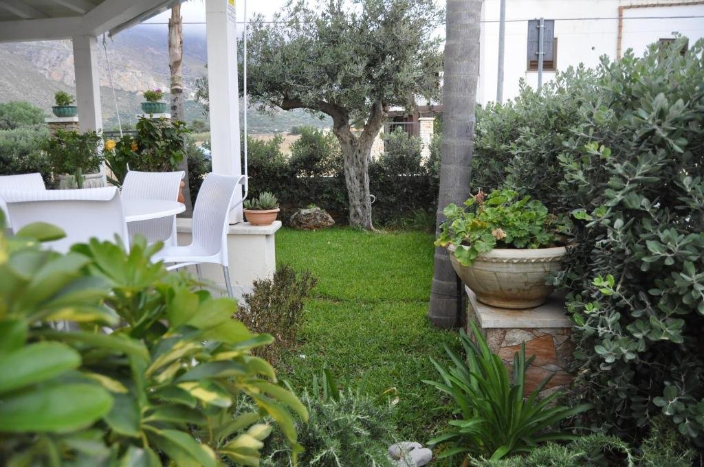 Athena Bed & Breakfast