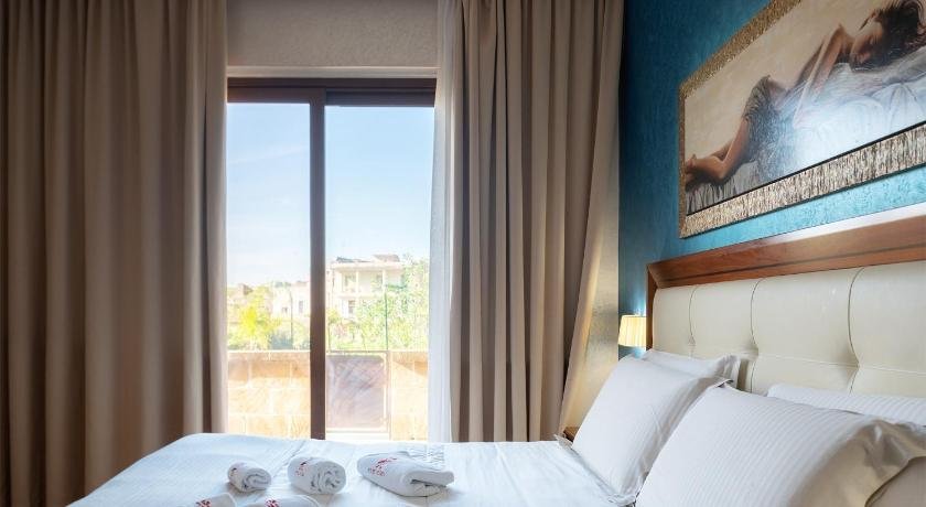Hotel Flora
