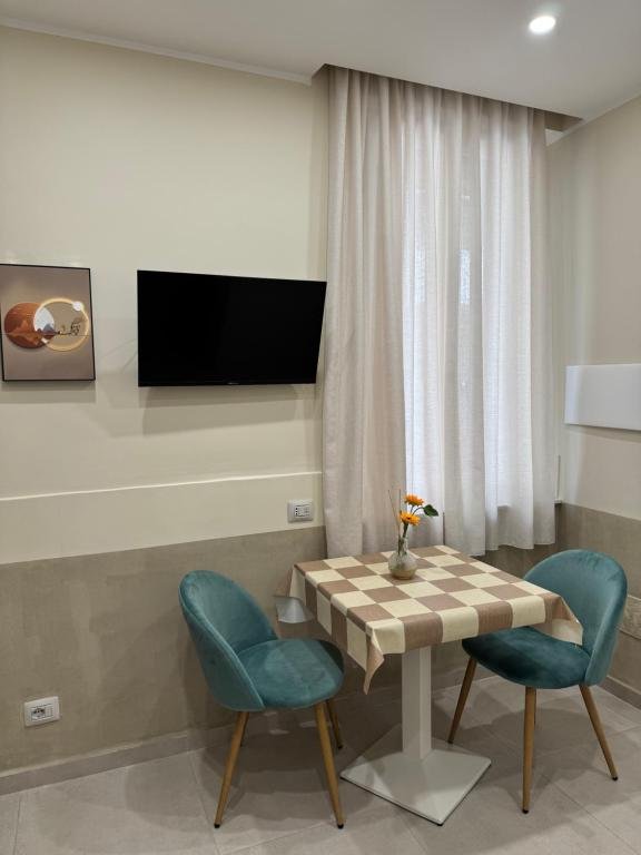 Maison ì Room Suite & Apartment